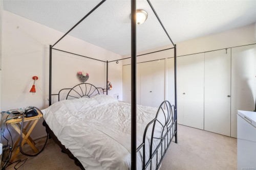 111-2860 Sooke Lake Rd, Langford, BC 