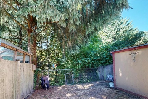 111-2860 Sooke Lake Rd, Langford, BC 