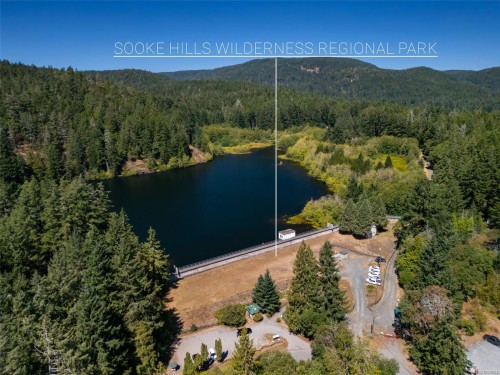 111-2860 Sooke Lake Rd, Langford, BC 