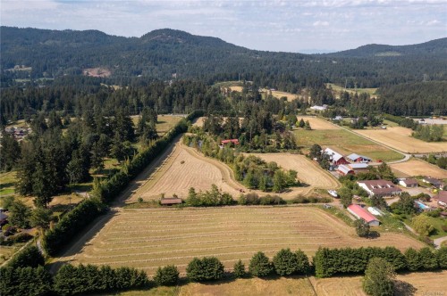 6821 Lakes Rd, Duncan, BC 