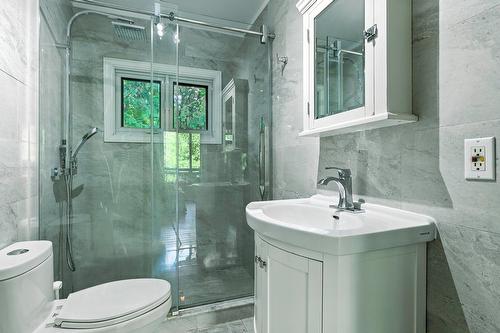 Bathroom - 3 Place D'Artois, Estérel, QC - Indoor Photo Showing Bathroom