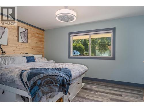 301 Sylvia Crescent, Trail, BC - Indoor Photo Showing Bedroom