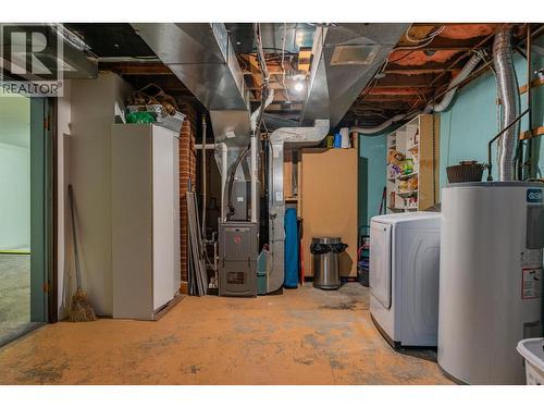 301 Sylvia Crescent, Trail, BC - Indoor Photo Showing Basement