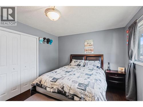 1721 Brunner Avenue, Kamloops, BC - Indoor Photo Showing Bedroom