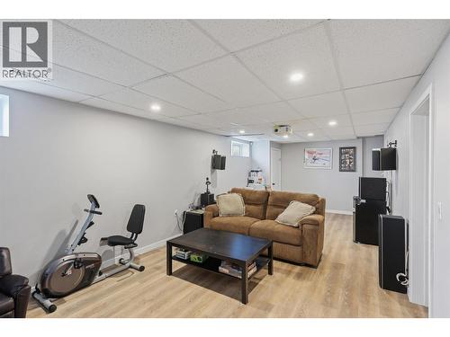 1721 Brunner Avenue, Kamloops, BC - Indoor