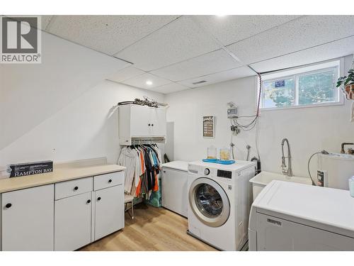 1721 Brunner Avenue, Kamloops, BC - Indoor Photo Showing Laundry Room