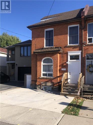 346 Hughson Street N, Hamilton, ON - Outdoor