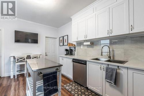 346 Hughson Street N, Hamilton, ON - Indoor Photo Showing Kitchen With Double Sink With Upgraded Kitchen