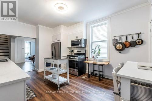 346 Hughson Street N, Hamilton, ON - Indoor Photo Showing Kitchen