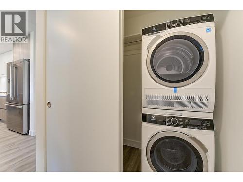 2780 Olalla Road Unit# 208, West Kelowna, BC - Indoor Photo Showing Laundry Room