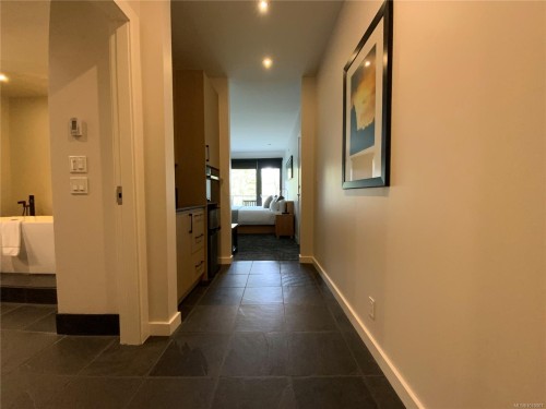 202-596 Marine Dr, Ucluelet, BC - Indoor Photo Showing Other Room