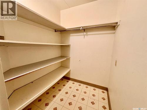 11 27 Centennial Street, Regina, SK - Indoor With Storage
