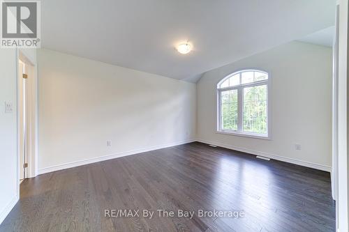 174 Mapleside Drive, Wasaga Beach, ON - Indoor Photo Showing Other Room