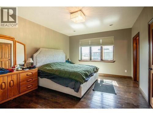 2713 210 Road, Dawson Creek, BC - Indoor Photo Showing Bedroom