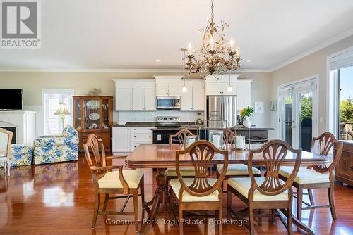 Dining room - lots of bright windows - 77 Findlay Drive, Collingwood, ON - Indoor Photo Showing Dining Room