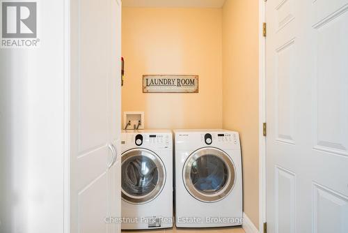 Laundry room with access to the garage - 77 Findlay Drive, Collingwood, ON - Indoor Photo Showing Laundry Room