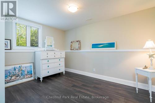 Guest bedroom in basement with large windows - 77 Findlay Drive, Collingwood, ON - Indoor