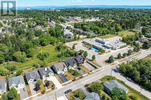 Close to the Catholic public school - 77 Findlay Drive, Collingwood, ON - Outdoor With View