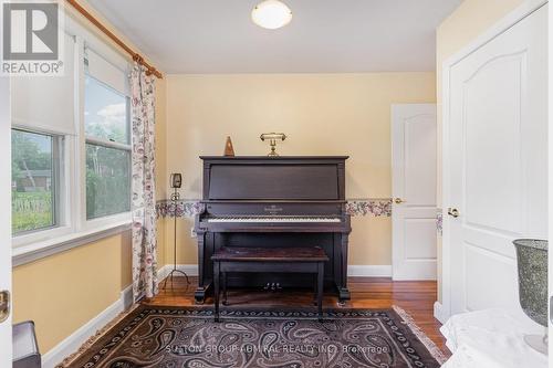 2455 Rebecca Street, Oakville, ON - Indoor