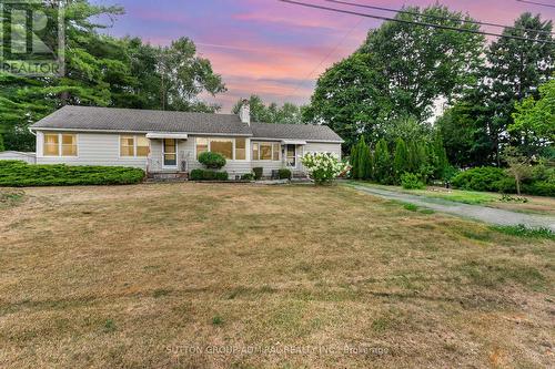 2455 Rebecca Street, Oakville, ON - Outdoor