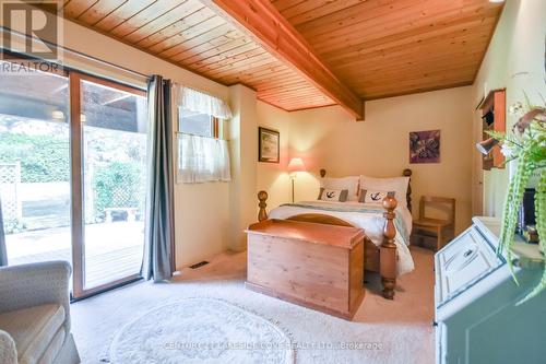 135 Bayshore Drive, Ramara, ON - Indoor Photo Showing Bedroom