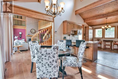 135 Bayshore Drive, Ramara, ON - Indoor Photo Showing Dining Room