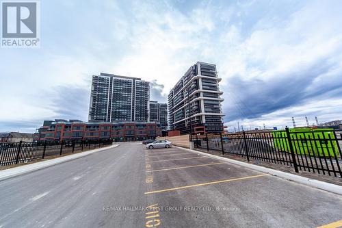 2601 - 2545 Simcoe Street N, Oshawa, ON - Outdoor