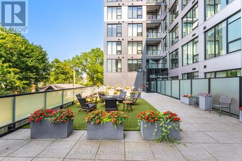 311 - 690 King Street W, Kitchener, ON - Outdoor