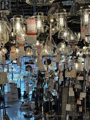 746 Lansdowne Street W, Peterborough (Otonabee Ward 1), ON 