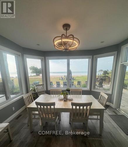 1768 Caille Avenue, Lakeshore, ON - Indoor Photo Showing Dining Room