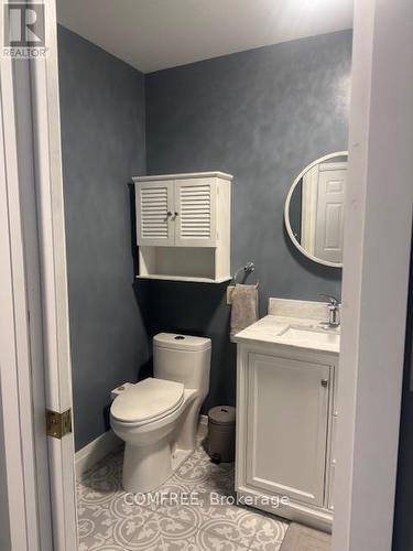 1768 Caille Avenue, Lakeshore, ON - Indoor Photo Showing Bathroom
