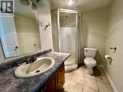 525 Tunasa Drive, Fraser Lake, BC - Indoor Photo Showing Bathroom