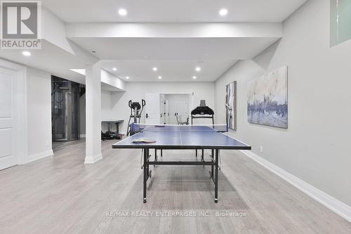 5047 Lakeshore Road, Burlington, ON - Indoor Photo Showing Other Room