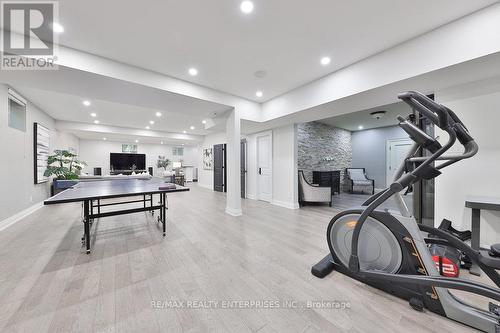 5047 Lakeshore Road, Burlington, ON - Indoor Photo Showing Gym Room