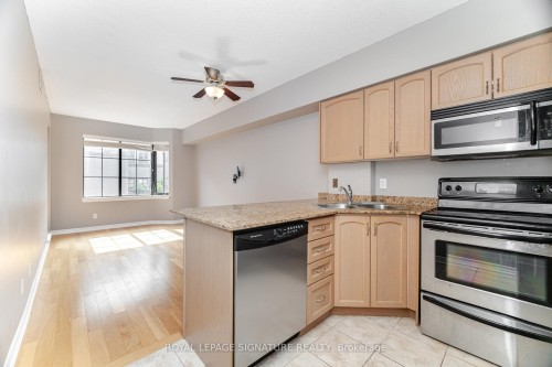 307-47 Caroline Street N, Hamilton, ON - Indoor Photo Showing Kitchen