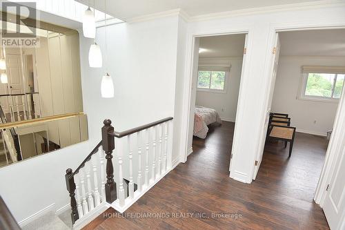 95 Birchpark Drive N, Grimsby, ON - Indoor Photo Showing Other Room