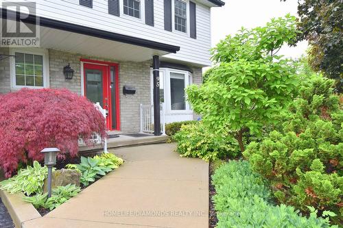 95 Birchpark Drive N, Grimsby, ON - Outdoor