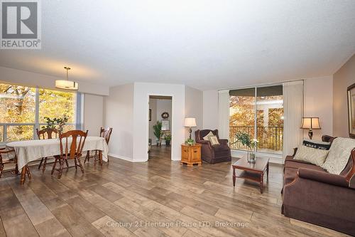 317 - 8111 FOREST GLEN DRIVE  Niagara Falls (Mt. Carmel), ON L2H 2Y7