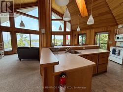 Second Sink in Large Island - 