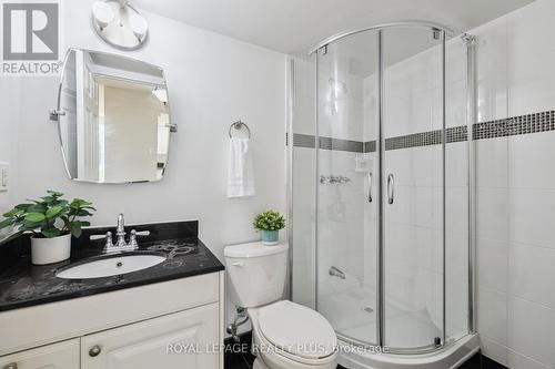 712 - 50 Kingsbridge Garden Circle, Mississauga, ON - Indoor Photo Showing Bathroom