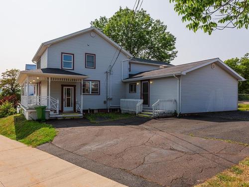 .. 17 Pitt Street, Port Hawkesbury, NS 