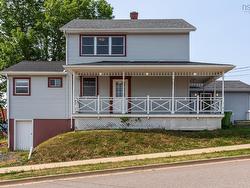 .. 17 Pitt Street  Port Hawkesbury, NS B9A 2T2