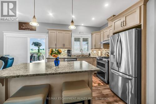 236 #55 Haldimand Road, Haldimand, ON - Indoor Photo Showing Kitchen With Upgraded Kitchen