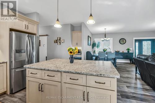 236 #55 Haldimand Road, Haldimand, ON - Indoor Photo Showing Kitchen With Upgraded Kitchen