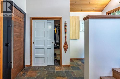 4225 3A Highway, Nelson, BC - Indoor Photo Showing Other Room