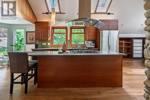 4225 3A Highway, Nelson, BC - Indoor Photo Showing Kitchen