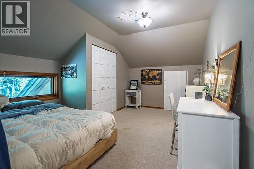 4225 3A Highway, Nelson, BC - Indoor Photo Showing Bedroom