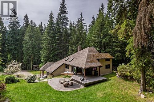 4225 3A Highway, Nelson, BC - Outdoor