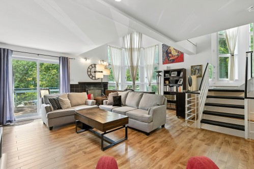 Salon - 485  - 487 Ch. Du Mont-Loup-Garou, Sainte-Adèle, QC - Indoor Photo Showing Living Room