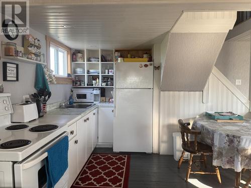 37 Tibbeys Point Road, Victoria Cove, NL - Indoor Photo Showing Kitchen